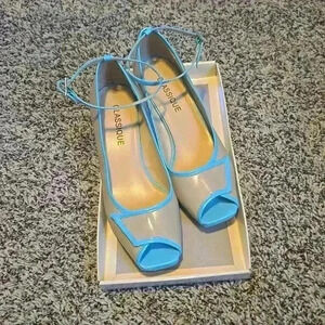 Amanda Smith Nude and Blue Heel